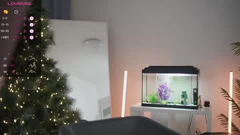 MELANIE  PVT ONLY 60TK PER MIN online show from December 10, 2024, 5:22 pm