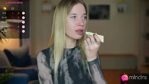 MELANIE  PVT ONLY 60TK PER MIN online show from October 19, 2025, 1:12 pm