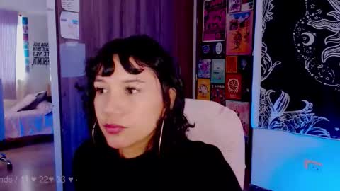 Melissa  -  -  Please help me to reach 100 thumbs up online show from September 12, 2025, 1:33 pm