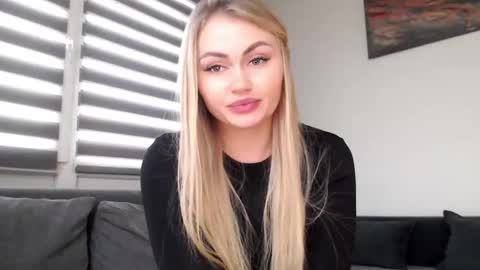 Melania online show from December 28, 2024, 12:56 pm