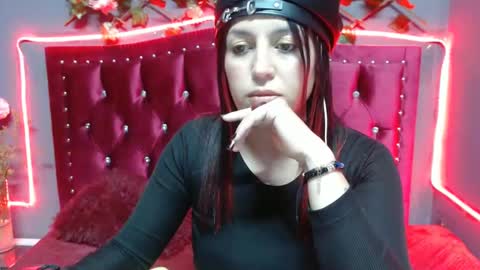 melani_cute01 online show from February 9, 2025, 1:44 am