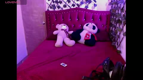 melani_cute01 online show from April 16, 2026, 8:53 pm