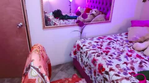 Snapshot of melani_cute01 chatting on July 29, 2026, 12:31 am melani_cute01 online show from July 29, 2026, 12:31 am