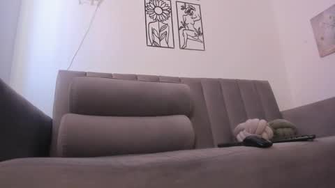 melani greyy online show from December 13, 2025, 9:42 pm