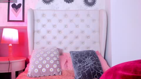 Melanie online show from February 8, 2025, 11:22 am