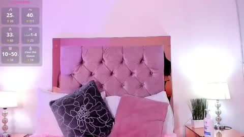 Melanie online show from December 1, 2025, 11:37 am