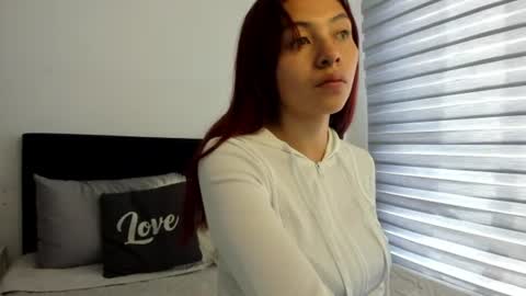 Snapshot of melanie_roux_ chatting on June 30, 2026, 12:39 pm Melanie roux online show from June 30, 2026, 12:39 pm
