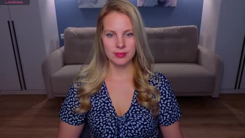 Snapshot of melaniebennett chatting on April 23, 2026, 12:29 pm Melanie Bennett online show from April 23, 2026, 12:29 pm