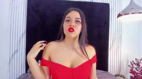 Melaniecooper online show from January 13, 2025, 11:06 pm