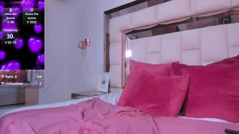 melaniee_joness online show from December 14, 2024, 6:09 pm