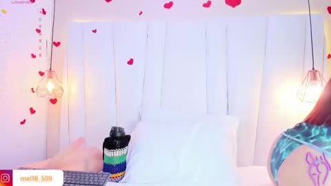 Melanie online show from October 18, 2025, 11:33 am