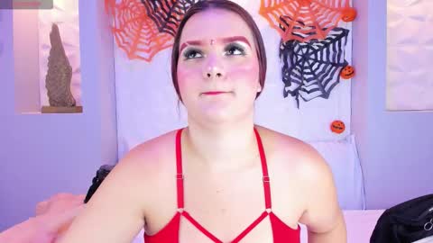 Melanie online show from October 25, 2025, 11:29 am