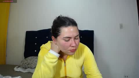 Snapshot of melanieparker20 chatting on April 27, 2026, 12:30 am Melanie Parker online show from April 27, 2026, 12:30 am