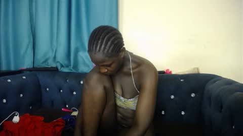 Baby online show from December 13, 2025, 7:53 pm