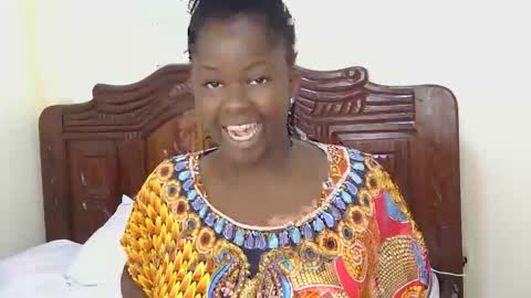 melanin_juicey8 online show from May 10, 2026, 7:35 am