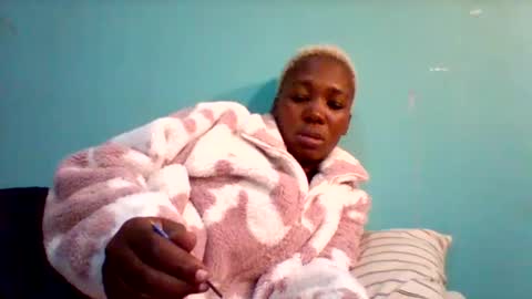 melaninndriping online show from October 25, 2025, 1:24 am