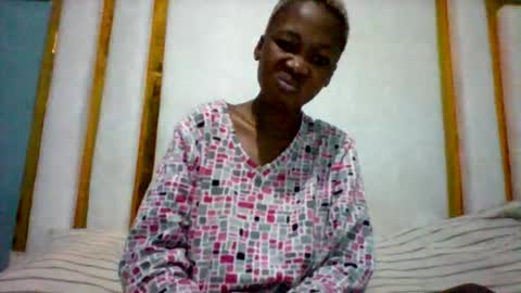 melaninndriping online show from November 26, 2025, 5:08 am