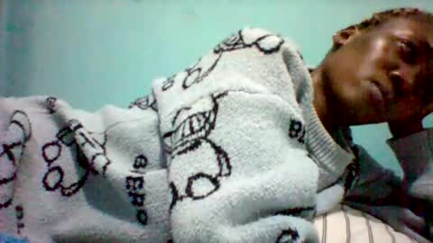 melaninndriping online show from December 4, 2025, 7:44 pm