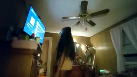 Snapshot of melaninnnnmadnessss chatting on May 16, 2026, 6:32 am WATCH ME CUMMM AND TWERK THIS ASS MELANINNNNMADNESSSS online show from May 16, 2026, 6:32 am