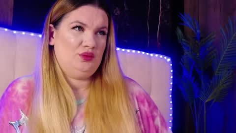 melanniebrown online show from April 3, 2026, 4:43 am