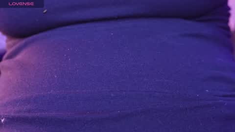 MelanyLuv online show from April 13, 2026, 9:53 pm