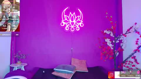 Melany online show from October 8, 2025, 4:26 pm