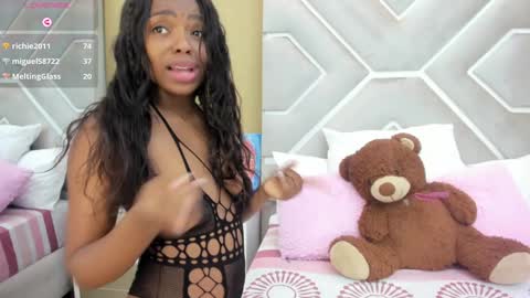 Melanie online show from February 7, 2025, 2:37 pm