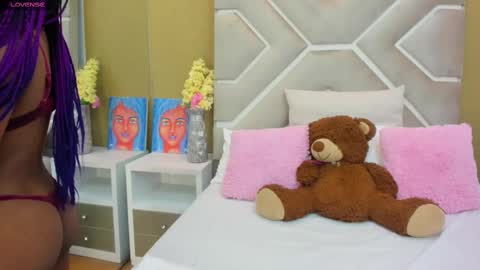 Melanie online show from March 4, 2025, 11:29 am