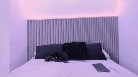 melany_hoffman online show from October 2, 2025, 9:33 pm