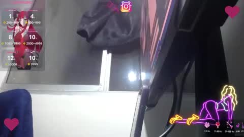 melany online show from October 12, 2025, 2:43 am