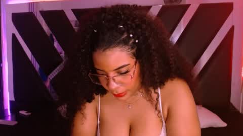 melany tylor online show from November 9, 2025, 1:48 am