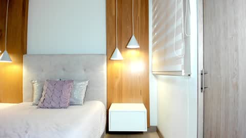 Melany online show from March 26, 2026, 3:28 pm