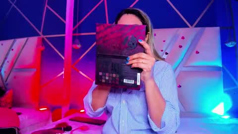 Melany  online show from February 23, 2025, 11:55 am