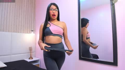 Melany online show from April 10, 2026, 6:34 pm