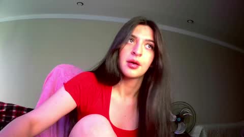 Snapshot of melena_caramel chatting on May 12, 2026, 3:03 am melena_caramel online show from May 12, 2026, 3:03 am