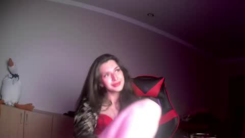 Snapshot of melena_caramel chatting on May 28, 2026, 7:44 pm melena_caramel online show from May 28, 2026, 7:44 pm