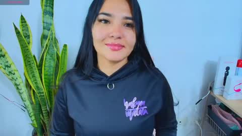 Snapshot of meli__brown chatting on May 19, 2026, 1:22 am Independent model online show from May 19, 2026, 1:22 am