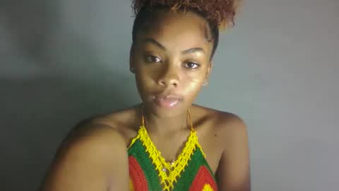 meliana98 online show from October 21, 2025, 8:42 pm