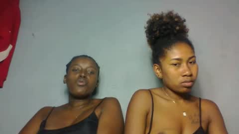 meliana98 online show from November 10, 2025, 6:51 pm