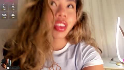 EI online show from December 5, 2025, 1:52 pm