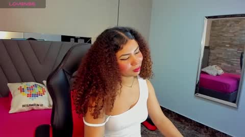 M E L I N A  online show from February 5, 2025, 2:40 am