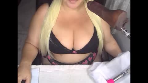 Snapshot of melindafore chatting on March 20, 2026, 2:38 am alissaalissa0818 online show from March 20, 2026, 2:38 am