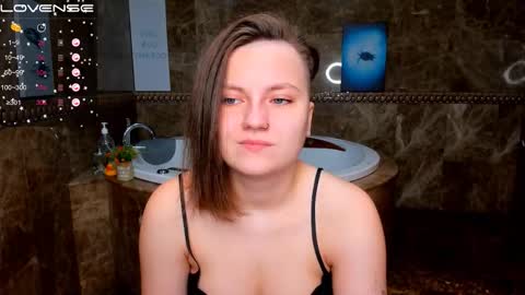 Melinda online show from November 15, 2025, 12:52 am