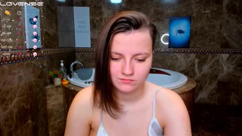 Melinda online show from November 30, 2025, 12:58 am