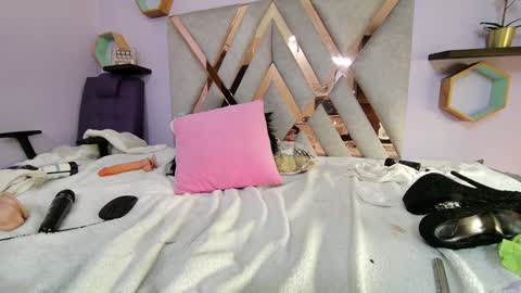 Melissa online show from January 9, 2025, 2:40 pm