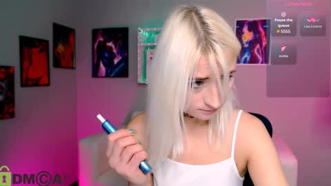 Melisa online show from November 18, 2025, 8:24 pm