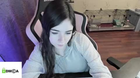 melisanilson online show from December 21, 2024, 12:09 am