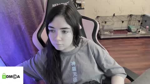 melisanilson online show from December 22, 2024, 4:50 am