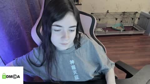 melisanilson online show from December 28, 2024, 4:19 am