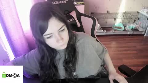 melisanilson online show from March 8, 2025, 7:49 am